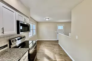 4303 O Connell St, Rockford, IL 61109 - Photo 10