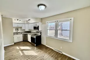 4303 O Connell St, Rockford, IL 61109 - Photo 8