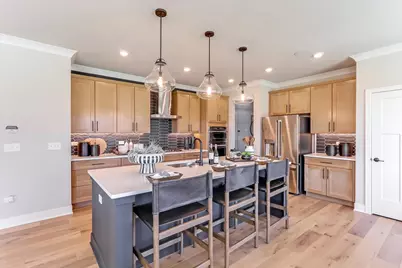 201 Piper Glen Avenue, Oswego, IL 60543 - Photo 6