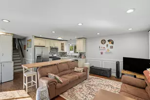 6712 S Evans Ave, Chicago, IL 60637 - Photo 2