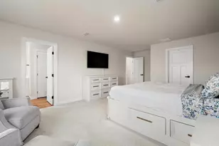 319 Atkinson Dr, Sugar Grove, IL 60554 - Photo 14