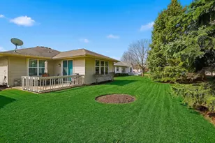 12942 Wisconsin Cir, Huntley, IL 60142 - Photo 34