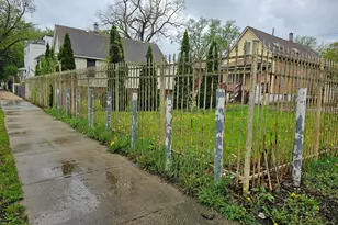 11920 S Calumet Ave, Chicago, IL 60628 - Photo 12