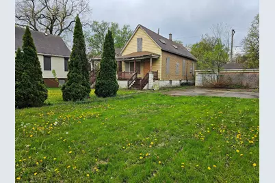 11920 S Calumet Avenue, Chicago, IL 60628 - Photo 4