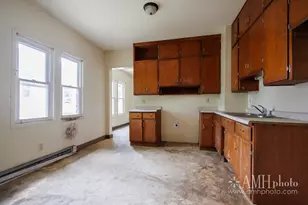 360 S Elm Ave, Kankakee, IL 60901 - Photo 10
