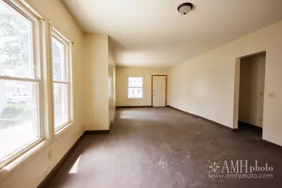 360 S Elm Avenue, Kankakee, IL 60901 - Photo 8
