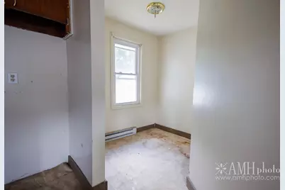 360 S Elm Avenue, Kankakee, IL 60901 - Photo 12
