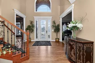 1 Crenshaw Ct, Bolingbrook, IL 60490 - Photo 2