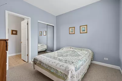 411 Hopkins Avenue, Elgin, IL 60124 - Photo 18