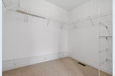 411 Hopkins Avenue, Elgin, IL 60124 - Photo 26