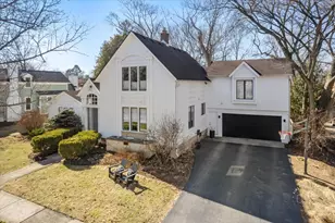 804 Dow Ave, Geneva, IL 60134 - Photo 2