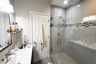 1905 W Huron St, Chicago, IL 60622 - Photo 10