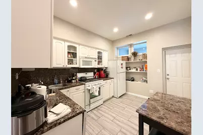 1905 W Huron Street #1, Chicago, IL 60622 - Photo 8