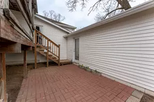 107 N Seminary St, Creal Springs, IL 62922 - Photo 8