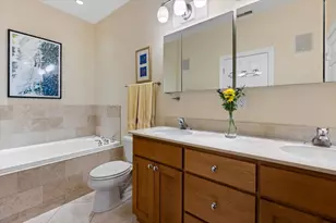 1249 N Wolcott Ave, Chicago, IL 60622 - Photo 18