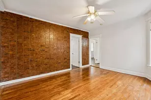 2018 W Birchwood Ave, Chicago, IL 60645 - Photo 14