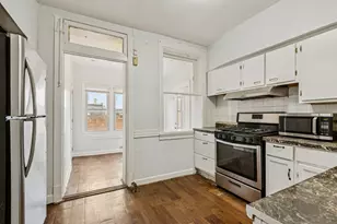 2018 W Birchwood Ave, Chicago, IL 60645 - Photo 18