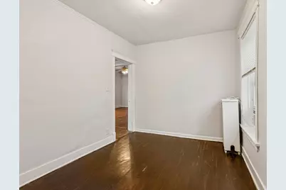 2018 W Birchwood Avenue, Chicago, IL 60645 - Photo 12