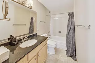 6700 S South Shore Dr, Chicago, IL 60649 - Photo 16