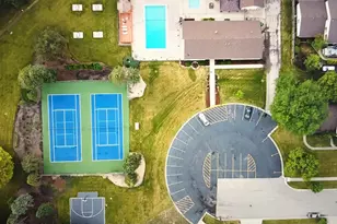 1827 Kerrybrook Ct, Sycamore, IL 60178 - Photo 18