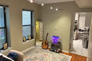 902 W Grace St, Chicago, IL 60613 - Photo 10