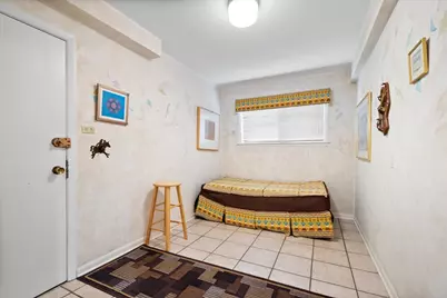 [Address not provided], Skokie, IL 60076 - Photo 24