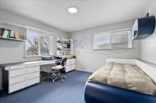 [Address not provided], Skokie, IL 60076 - Photo 20