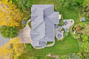 15W601 81st St, Burr Ridge, IL 60527 - Photo 36