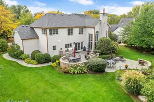 15W601 81st St, Burr Ridge, IL 60527 - Photo 34