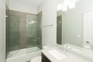 520 N Western Ave, Chicago, IL 60612 - Photo 16