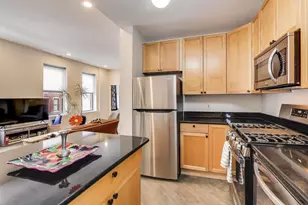 1329 W Chicago Ave, Chicago, IL 60642 - Photo 14