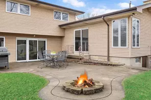 564 E Bryn Mawr Ave, Roselle, IL 60172 - Photo 20