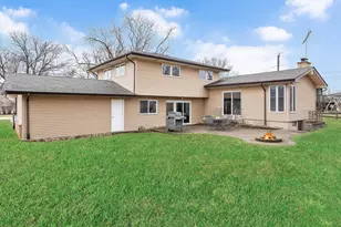564 E Bryn Mawr Ave, Roselle, IL 60172 - Photo 24