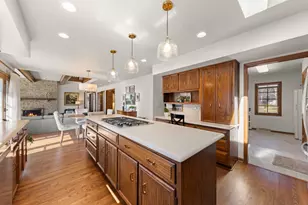 28W211 Cantigny Dr, Winfield, IL 60190 - Photo 16