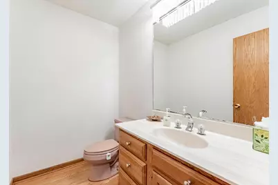 187 Hilltop Drive, Lake in the Hills, IL 60156 - Photo 26