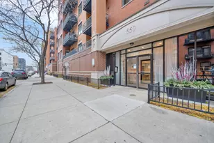 550 W Fulton St, Chicago, IL 60661 - Photo 2