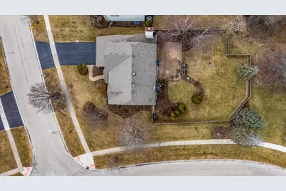 18500 W Aspen Court, Grayslake, IL 60030 - Photo 38