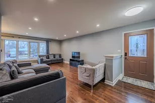 9113 Belleforte Ave, Morton Grove, IL 60053 - Photo 2