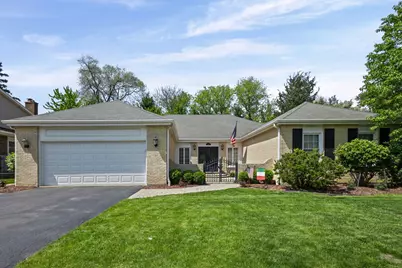 1132 Pine Tree Lane, Libertyville, IL 60048 - Photo 2