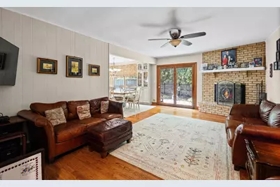 1132 Pine Tree Lane, Libertyville, IL 60048 - Photo 12