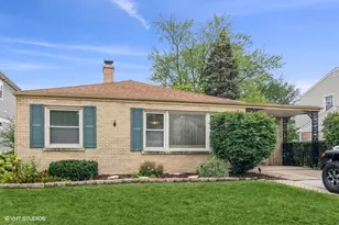 228 S Hawthorne Ave, Elmhurst, IL 60126 - Photo 1