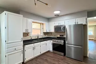 1637 N 34th Ave, Melrose Park, IL 60160 - Photo 6