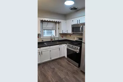 1637 N 34th Avenue, Melrose Park, IL 60160 - Photo 6