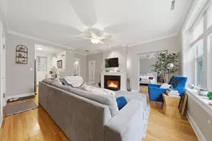 737 W Belden Ave, Chicago, IL 60614 - Photo 4