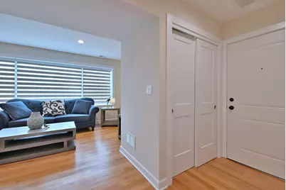 3045 N Paris Avenue #203, River Grove, IL 60171 - Photo 8