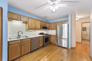 901 Butternut Ln, Mount Prospect, IL 60056 - Photo 12