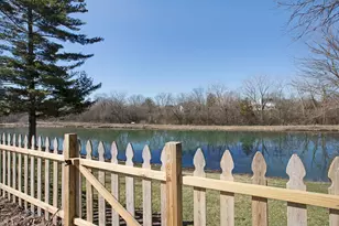 924 Shambliss Ln, Buffalo Grove, IL 60089 - Photo 20