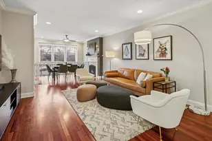 3217 N Wilton Ave, Chicago, IL 60657 - Photo 2