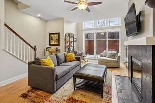 3217 N Wilton Ave, Chicago, IL 60657 - Photo 14