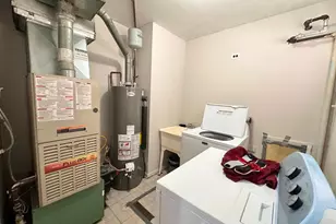 4322 Oak Ave, Lyons, IL 60534 - Photo 8